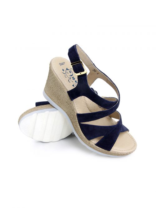 lucia blue 1